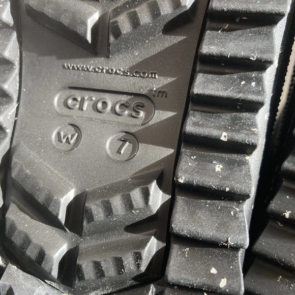 Crocs Classic Neo Puff Shorty Snow Boot 207311 Womens Size 7 New - Picture 8 of 11